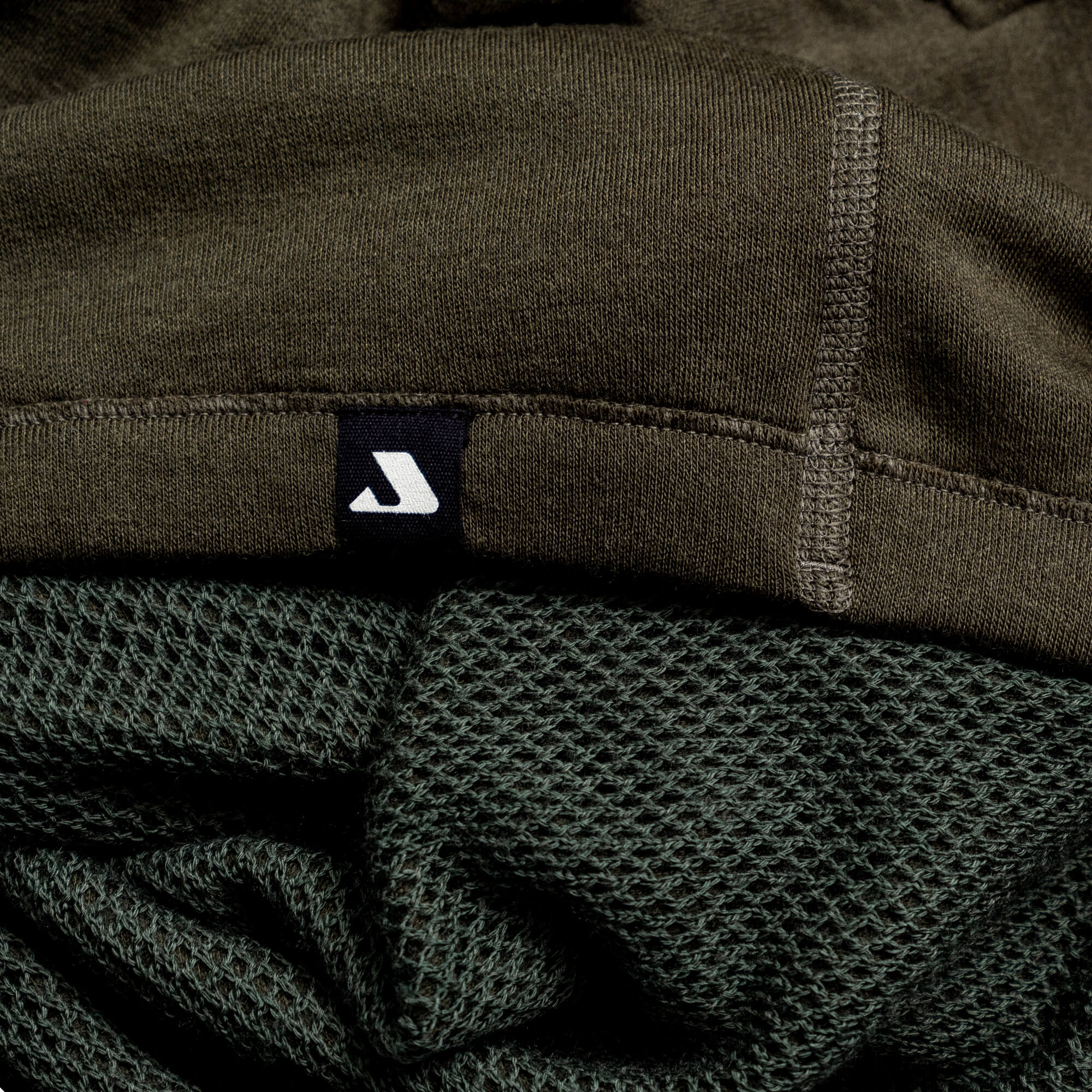 DBL_wool__0007__DSF6227_1_2048x